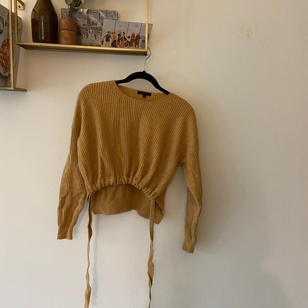 Cropped sweater